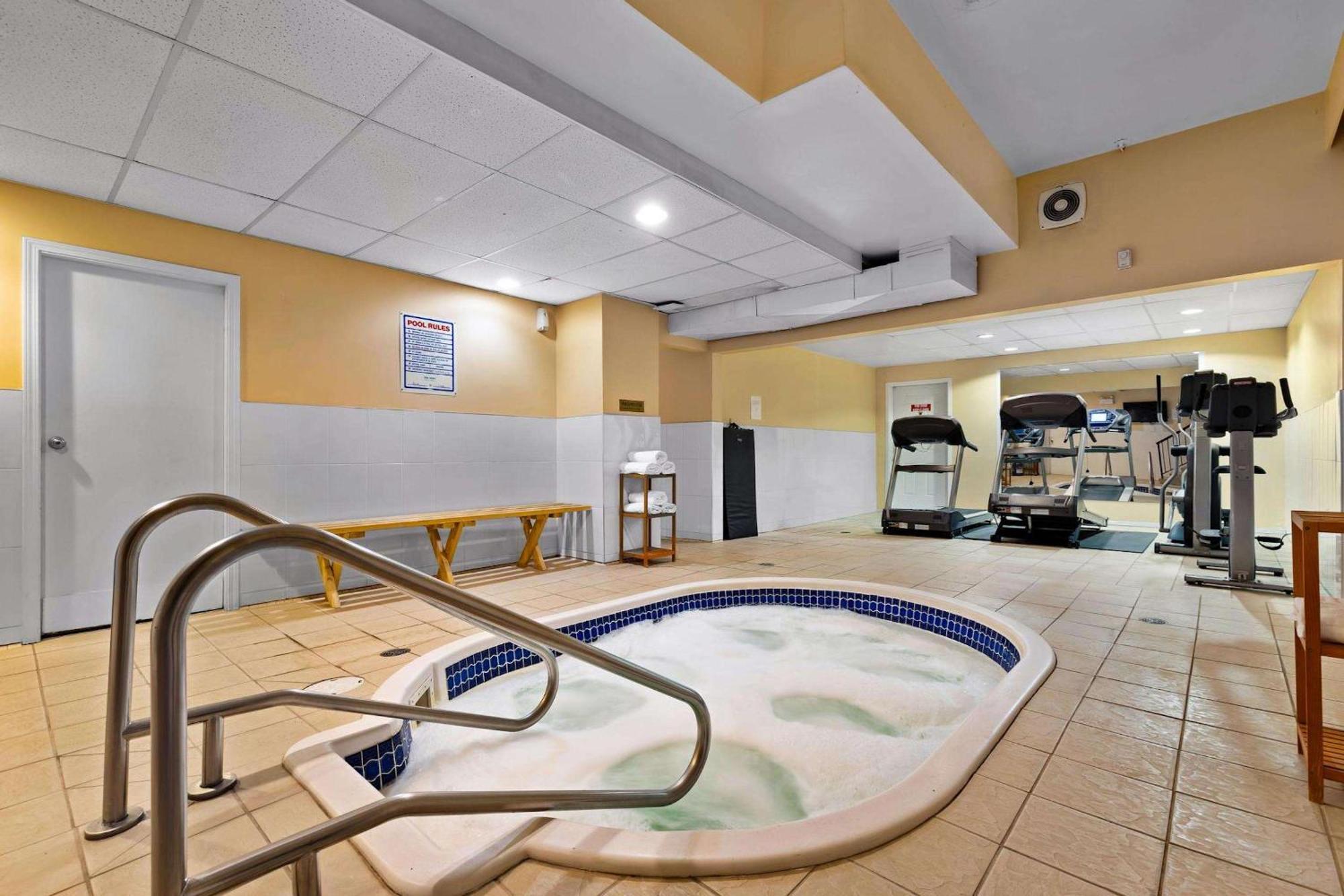 Coast Fraser Inn Williams Lake Esterno foto